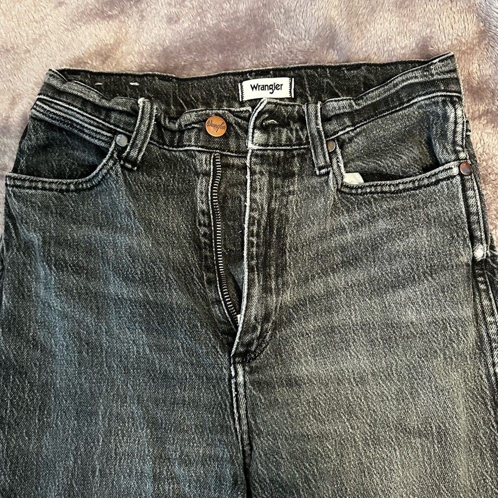 Wrangler Women’s High-Rise Flare Jeans